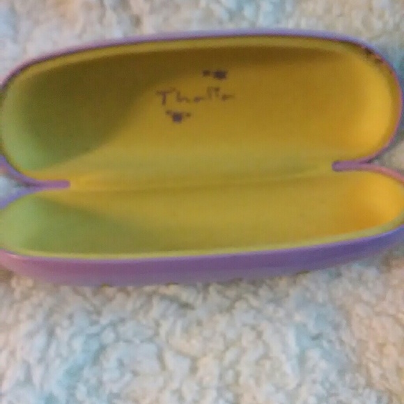 Case - Picture 2 of 3